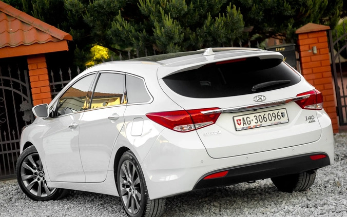 Hyundai i40 cena 45900 przebieg: 167852, rok produkcji 2014 z Nowa Sól małe 704